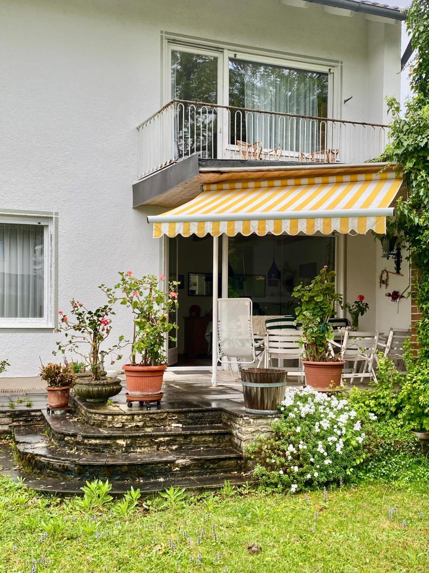 Estelada Boarding Houses Oberhaching Bagian luar foto